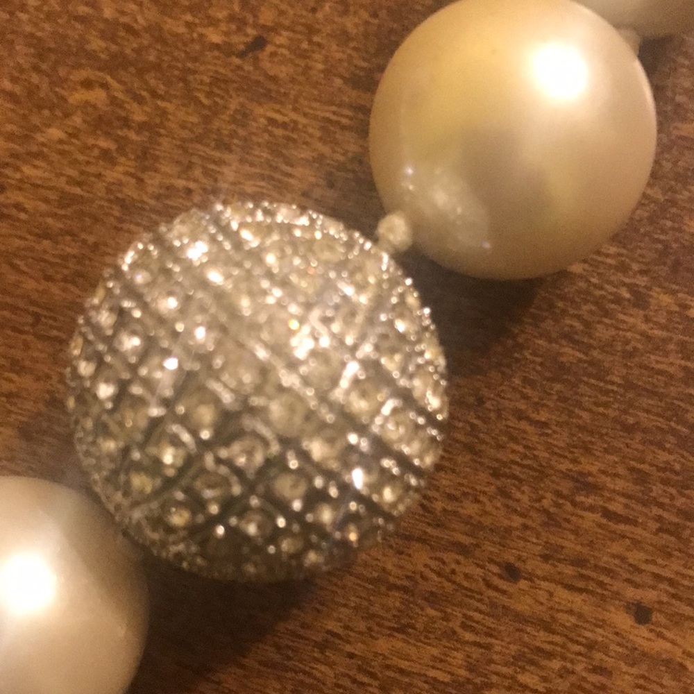 Necklace - Picture 2 of 6